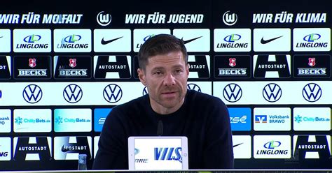 Bayer Leverkusen Trainer Xabi Alonso über Titelchancen in dieser Saison