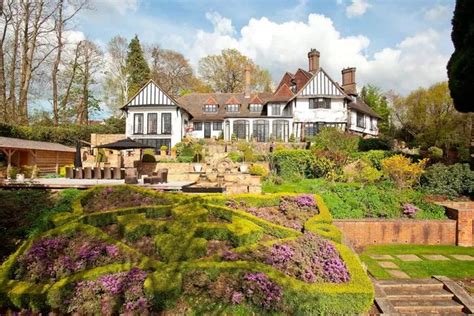 Beatles Fan Alert John Lennons Country Home Hits The Market For £9