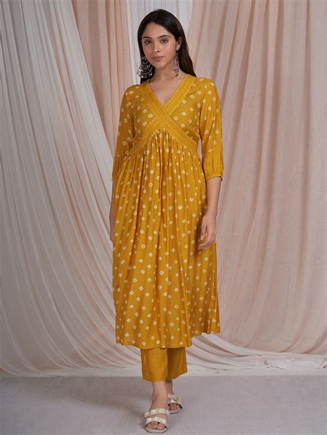 Buy Mustard Yellow Bandhani Muslin Kurta Ssy Aug Ssy Aug The Loom