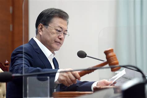 문 대통령 “불평등 해소에 집중을부처별 성과 점검할 것” 청와대 정치 뉴스 한겨레