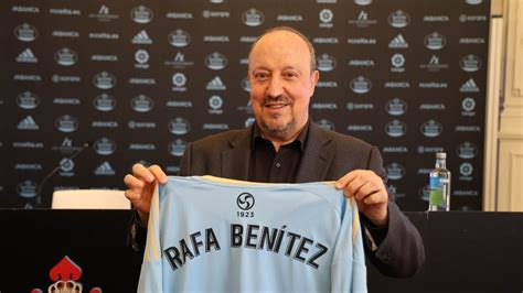 Rueda de prensa de Rafa Benítez como nuevo entrenador del Celta Faro