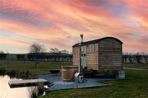 The 10 Best Places to Go Glamping in Northern Ireland | Field Mag