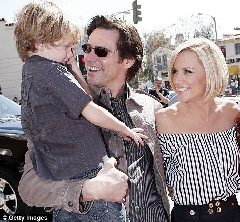 Jenny McCarthy Reveals She Sent A Naked Picture To Her Son S Dentist Daily Mail Online