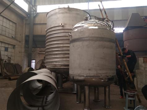 Difference Between Stainless Steel And Glass Lined Reactor Vertical Type