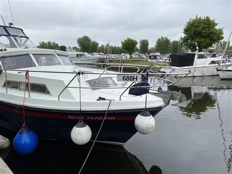 Broom 35 European For Sale Norfolk Yacht Agency Nyb121771