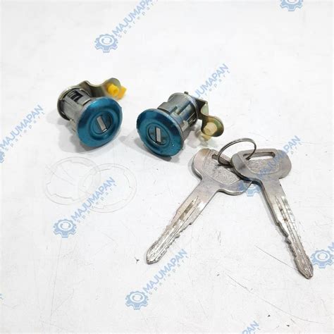 Jual KUNCI PINTU DOOR KEY TOYOTA KIJANG KAPSUL 7K SET Shopee Indonesia