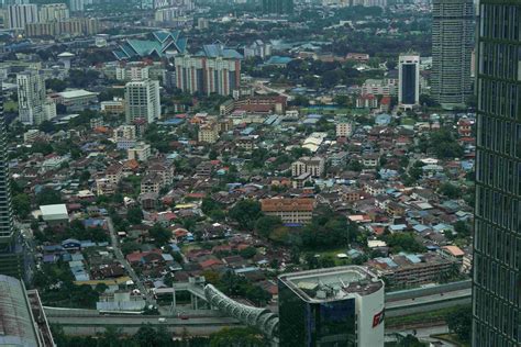 Tanah Rizab Melayu Tiga Negeri Susut