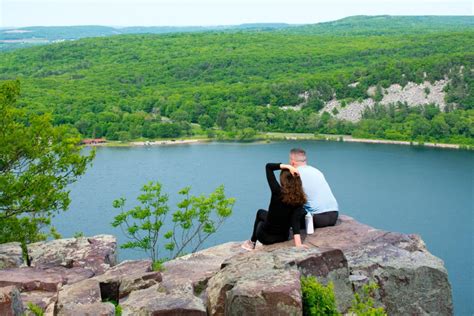 The Most Romantic Getaways In Wisconsin Lets Roam