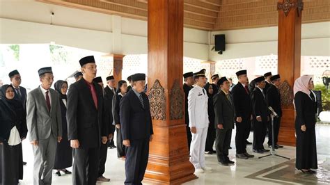 InfoPublik Lantik Sejumlah Pejabat Wali Kota Mojokerto Tekankan Tiga Hal