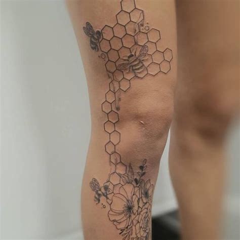 30 Best Honeycomb Tattoo Ideas Read This First Honeycomb Tattoo