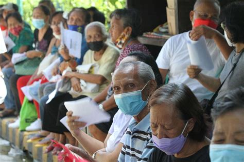 Senior Booklets A Waste Of Time For Seniors And Govt The Manila Times