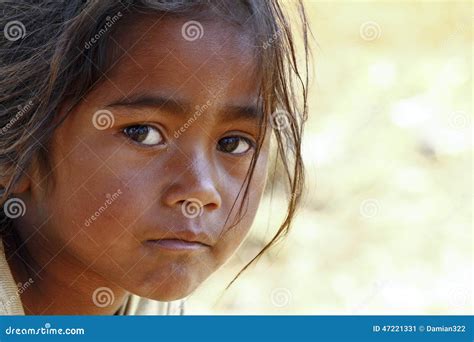 Pauvret Portrait D Une Pauvre Petite Fille Africaine Image Stock