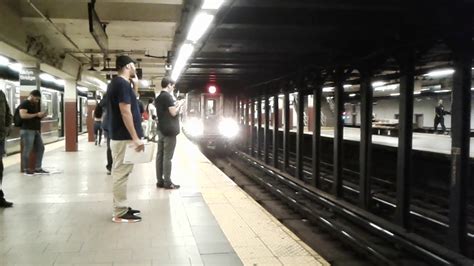 Mta New York City Subway Woodlawn Bound R142 4 Train At Brooklyn Bridge Youtube