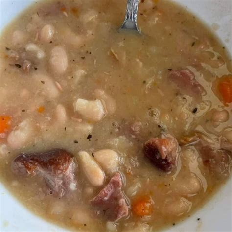 SLOW COOKER HAM AND BEAN SOUP - All easy recipes