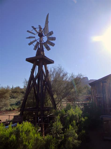 Superstition Mountain Museum