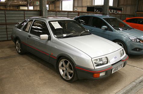 Ford Sierra XR4i:picture # 4 , reviews, news, specs, buy car