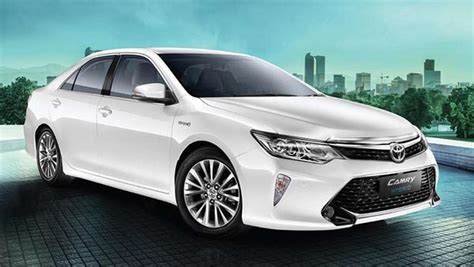 Toyota Camry Hybrid Launched In India At Rs Lakh