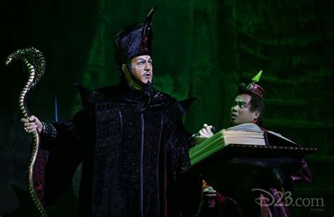 Jonathan Freeman As Jafar And Don Darryl Rivera As Iago Aladdin