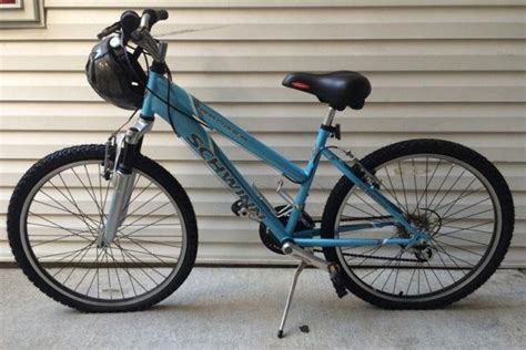 Schwinn Females 21 Speed Mountain Bike for Sale in Beaverton, Oregon ...