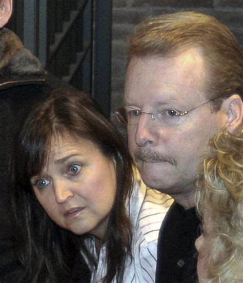 amanda knoxs parents indicted  italy  claims  police abused