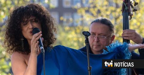 Cantora Portuguesa Maria Mendes Nomeada Para Um Grammy Tvi Not Cias