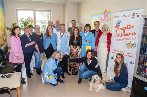 Progetto Arianna Fido In Pediatria Riparte Al Sant Anna I Due Golden