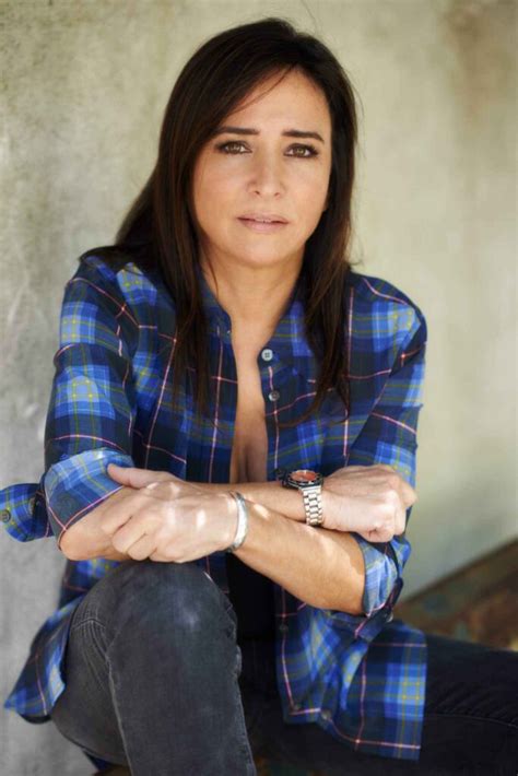 Biography Pamela Adlon husband, net worth and much more.