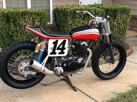 Yamaha Tt500 Flat Tracker Motorcycle In 2020 Flat Tracker Tracker