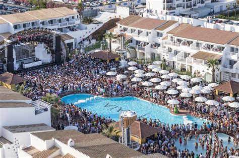 Ushuaia Ibiza beach hotel opens for the 2017 season - FLAVOURMAG