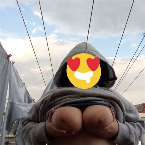 I Like To Show My Tits To My Neighbors Porn Xhamster Xhamster