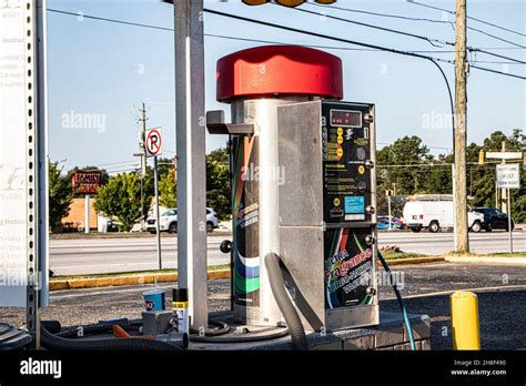 Old Car Wash Machine Hi Res Stock Photography And Images Alamy