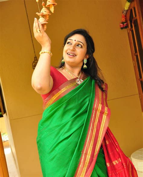 Hot Actress Cute Sona Nair