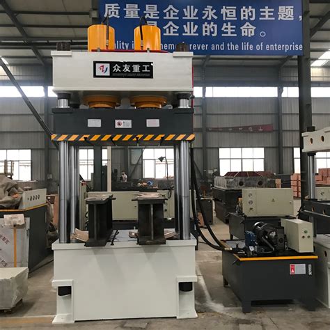 200t Metal Processing Hydraulic Press Machine Four Column Double