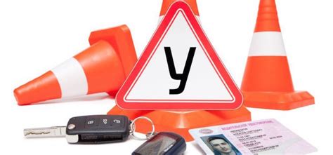 Как стать инструктором по вождению автомобиля в автошколе или частником?