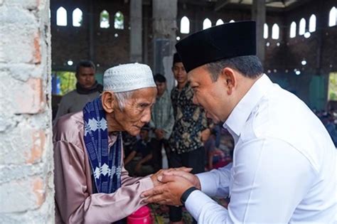 RIAUPAGI Tradisi Aghi Ghayo Onam Hari Raya Enam Mengular Hingga