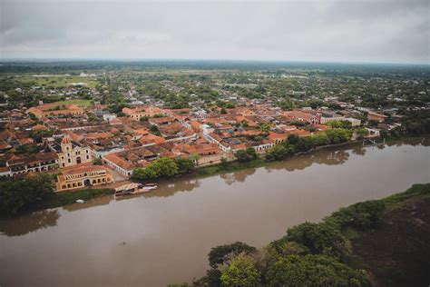 MinSaludCol on Twitter En Mompox Bolívar el ministro Fruizgomez