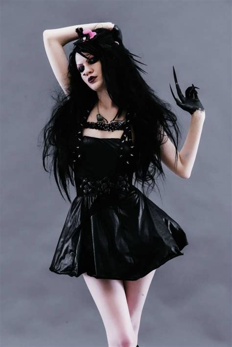 Goth Punk Emo † Skull Fashion Punk Fashion Gothic Fashion Fashion Models Goth Beauty