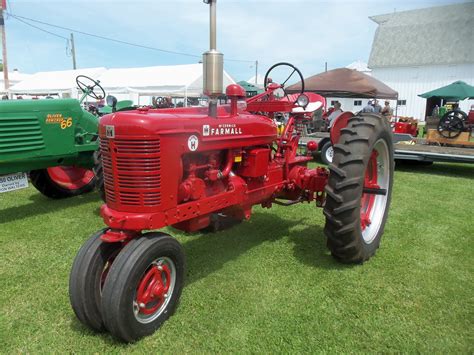 Farmall Super H Farmall Tractors Farm Tractor