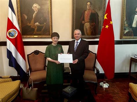 Nueva Embajadora De China En Costa Rica Presenta Cartas Credenciales