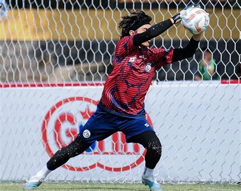 Performa Kiper Arema Fc Mengkilap Julian Schwarzer Clean Sheet