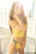 Smoking Hot Irene Rouse Loves Teasing With Her Sexy Curves Photos