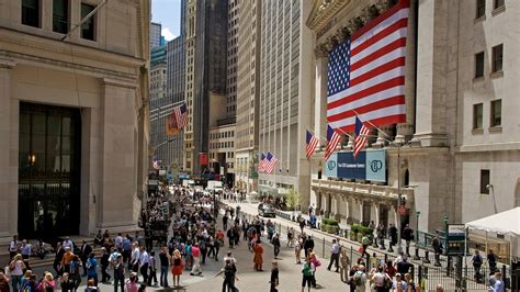 Wall Street Abre En Fuerte Alza Tras Victoria De Trump