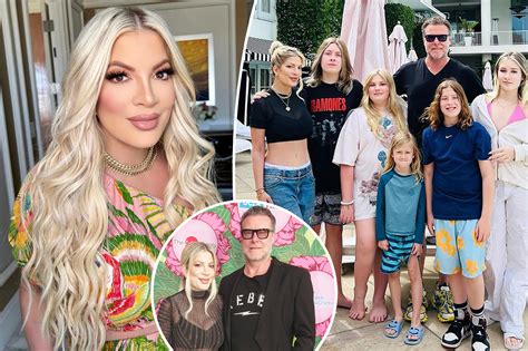 Tori Spelling Ignores Father S Day As Dean Mcdermott Deletes Divorce Announcement