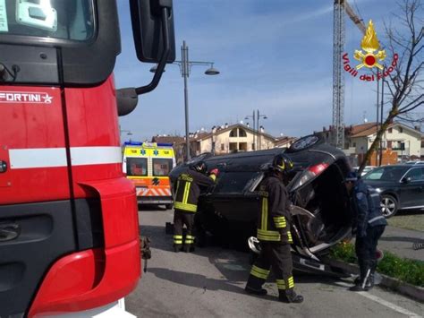 San Mauro Pascoli Scontro Tra Auto Un Ferito Romagnauno