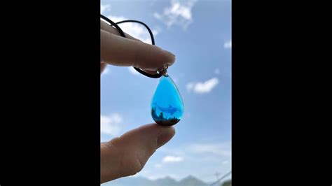 Epoxy Resin DIY Ideas Resin Pendants Handmade Jewelry Epoxy Resin