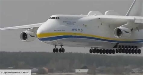 D Couvrez L Antonov An Le Plus Gros Avion Au Monde