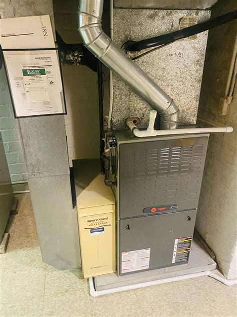 Great Lakes Vntg Trane Xr K Btu Furnace