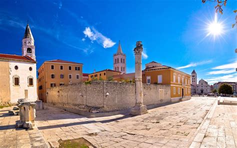 Early Morning Walking Tour Of The Old Town In Zadar