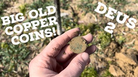 Metal Detecting Early Colonial Homesite Gives Up Old Copper Coins Youtube