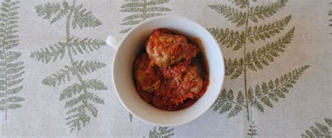 Albóndigas de cordero en salsa de tomate casera